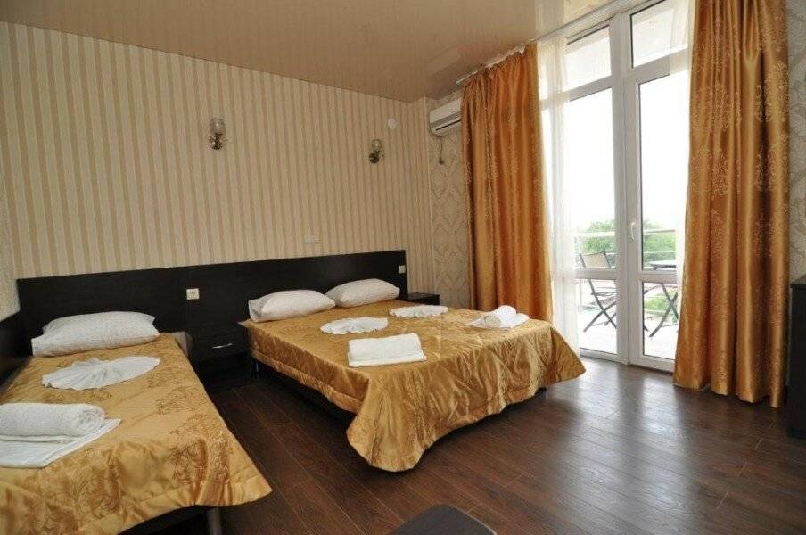 Фотографии номера 3-х местное размещение в Отеле Омега Витязево